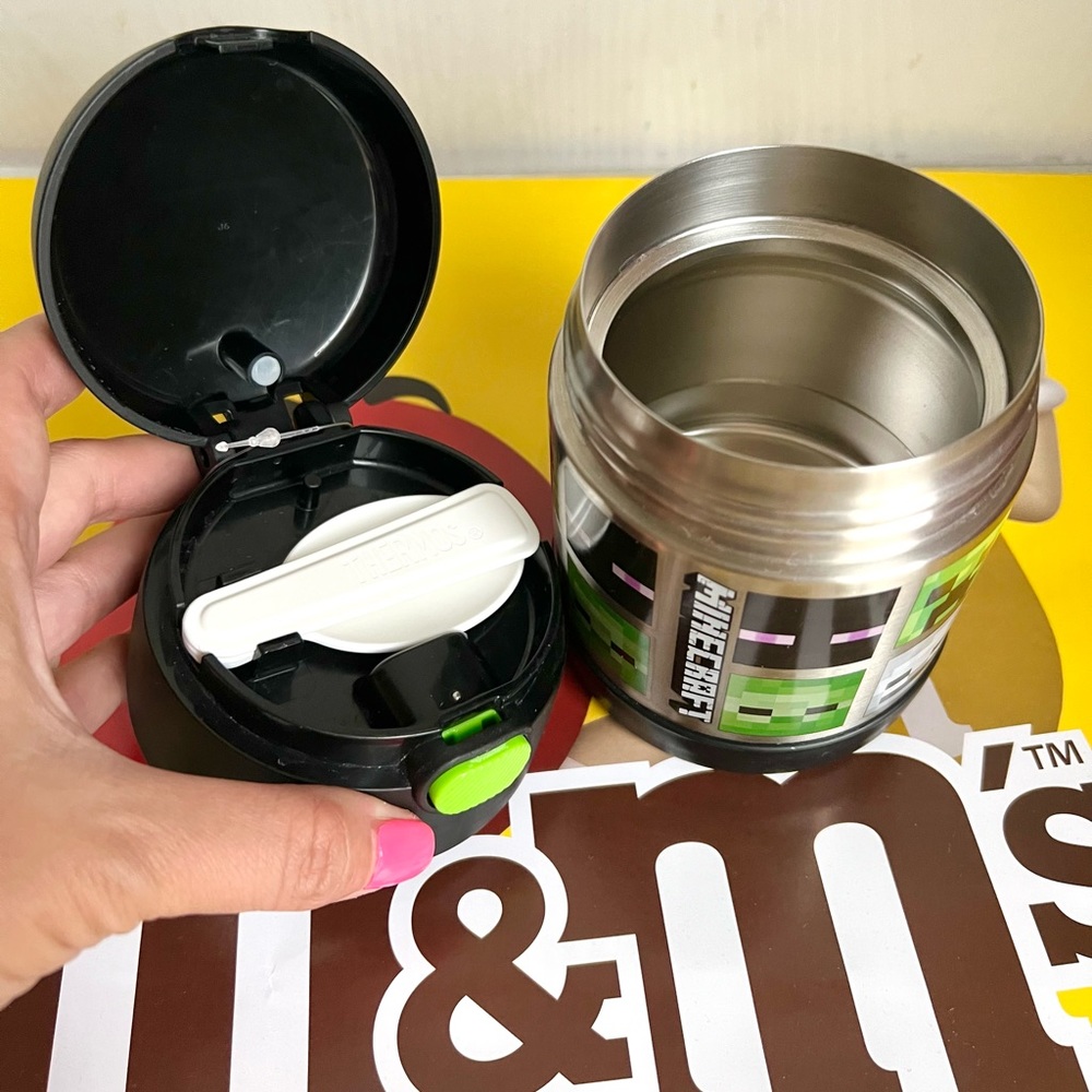 Super cute Minecraft thermos container